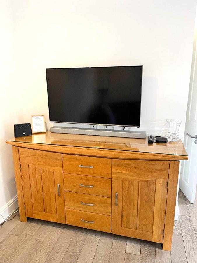 Modern 1 Bedroom Flat Close To Vauxhall Londyn Zewnętrze zdjęcie